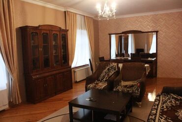 Uzunmüddətli kirayə evlər: 230 kv. m, 4 otaqlı, Qaz, Su — 2