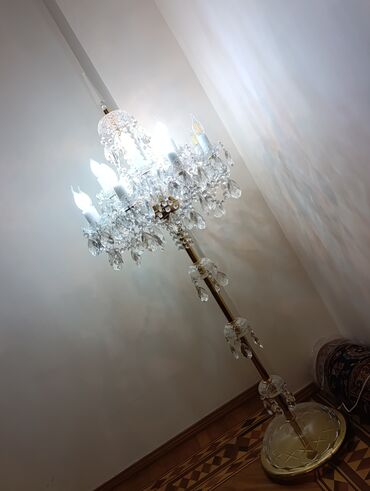 Sırğalar: Kristal floor lampa – klassik şamdan dizaynı - Növlə: ayaqüstü