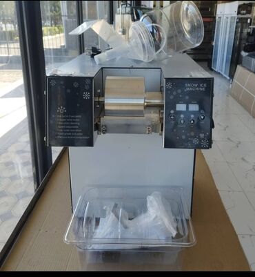 оборудование для штукатурки: Сдаются в аренду апараты для лёд нового мороженого и фризер для