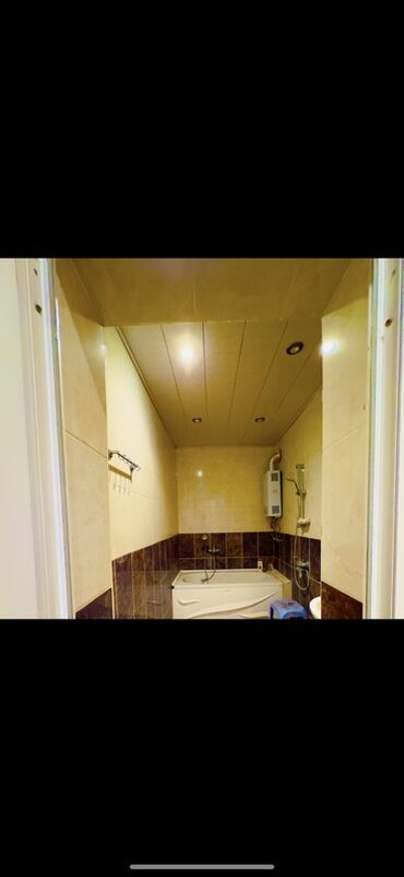 Günlük kirayə evlər: 300 kv. m, 8 otaq, Qaz — 34