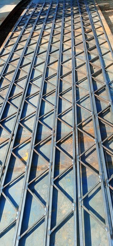 Канцтовары: Фермы для навеса Производство металлических ферм Оптовая торговля — 1