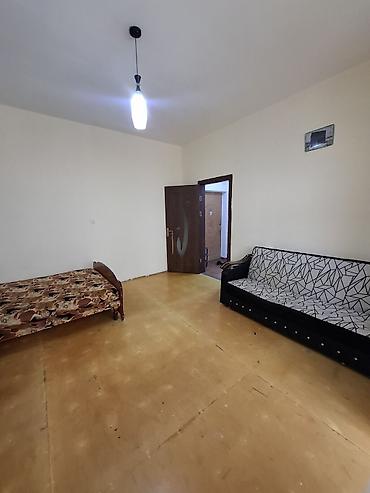 xosbulaqda ev satilir: Xırdalanda Olimp mtkda. 6/3. Bütün əşyalarıyla birlikdə 1 otaqlı — 5