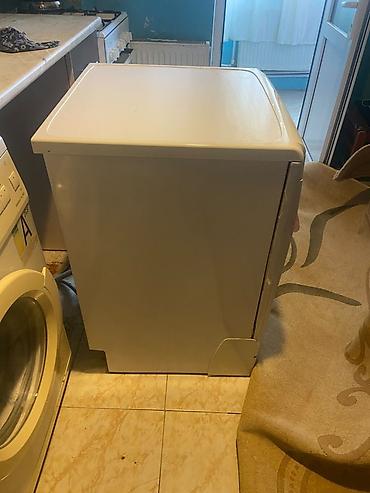 buz masini: Indesit IDL 600 qabyuyan maşın - Tam ölçülü sərbəst quraşdırılan — 4