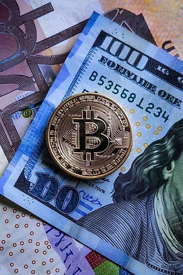 Монеты: Коллекционная сувенирная монета Bitcoin (BTC) - Дизайн: рельефный — 55