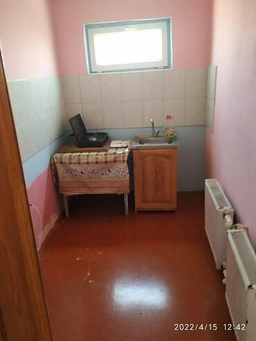дорогие виллы в городе: 70 м², 2 комнаты, Комби, Газ, Электричество