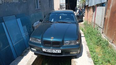 BMW: BMW 3 series: 1.8 l | 1996 il Sedan — 2