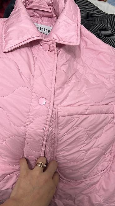 Стеганая куртка-рубашка розового цвета. (bershka) - Материал: легкий at lalafo.kg Стеганая куртка-рубашка розового цвета. (bershka) - Материал: легкий