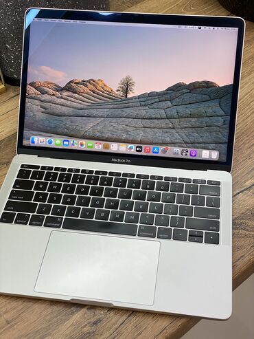 ноутбук macbook pro: Ультрабук, Apple, 8 ГБ ОЗУ, Intel Core i5, 13.3 ", Б/у, Для несложных задач, память SSD