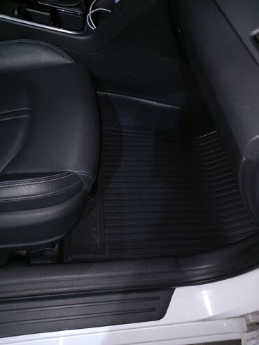 Трансфер, пассажирские перевозки: По региону, Аэропорт, По городу Такси, легковое авто | 4 мест — 7