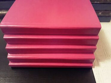 Digər kitablar və jurnallar: "Собрания сочинений":А.Доде(7 томов,"Библиотека молодой семьи" — 5