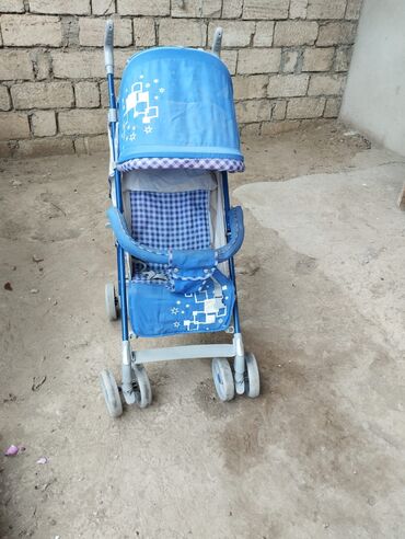Modullu arabalar: İki tutacaqlı araba, Cins: Oğlan