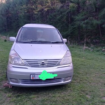Nissan: Продаю Ниссан Серена 2002г,2 куб,газ, бензин, 7мест,без вложений