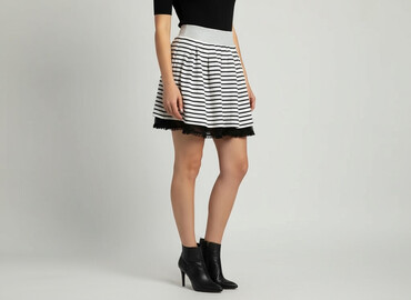 białe spódnice plisowane: Women`s skirt, size S