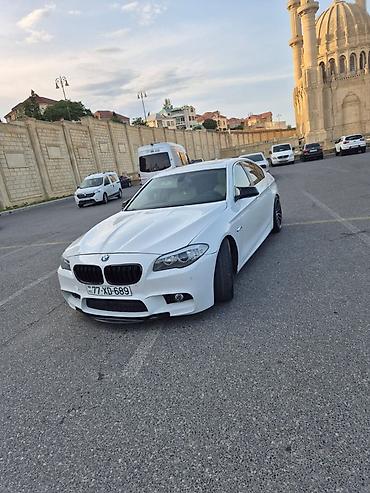 turbo az ranc rover: BMW 5 Series (F10) sedan – ağ rəngdə, M paket görünüşlü. Mawin idyal — 4