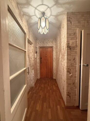 квартира алемедин: 3 комнаты, 55 м², 104 серия, 4 этаж, Косметический ремонт