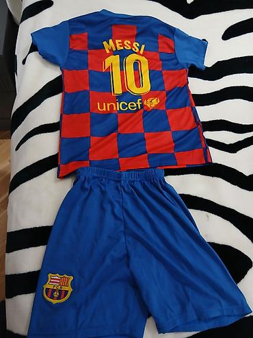 futbol forması real madrid: Uşaq üçün FC Barcelona futbol dəsti Xl olcu tek kofta 10 man sorkile — 1