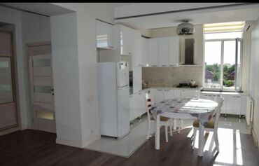 манас квартиры: 3 комнаты, 83 м², Индивидуалка, 4 этаж, Дизайнерский ремонт