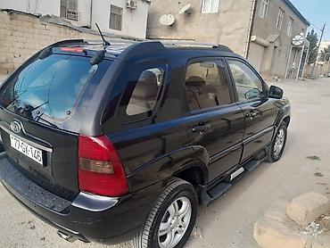 cherry masin: Kia Sportage – qara rəngli, şəhər və yolsuzluq üçün əlverişli kompakt — 7
