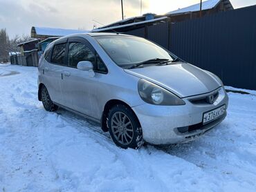 Honda: Honda Fit: 2001 г., 1.4 л, Вариатор, Бензин, Хэтчбэк