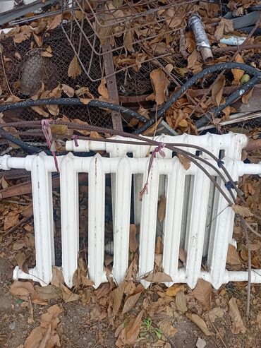 бу окон: Чугунные секционные радиаторы отопления. - Материал: чугун - Тип lalafo.kg да бу окон: Чугунные секционные радиаторы отопления. - Материал: чугун - Тип