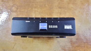 LINKSYS -Cisco SD205 5-Port 10x100 Switch • Manufactured by: LINKSYS