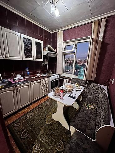 105 с: 2 комнаты, 55 м², Пишпек 105 серия, 5 этаж, Косметический ремонт — 1