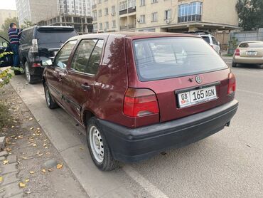 Volkswagen: Volkswagen Golf: 1992 г., 1.6 л, Механика, Бензин, Хэтчбэк