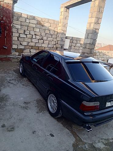 bmw e36 kuza: BMW 3 series: 1.8 l | 1994 il Sedan — 1