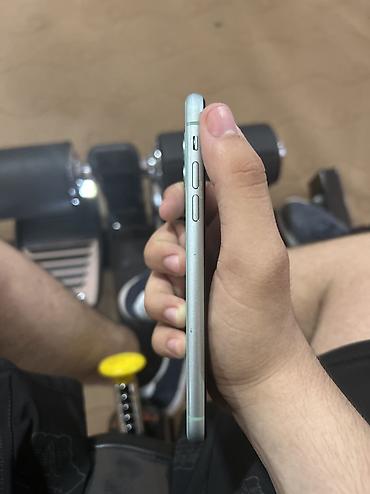 iphone telefon ucuz: IPhone 11, 64 GB, Simsiz şarj, Zəmanət, Barmaq izi — 3