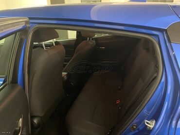 Toyota: Toyota C-HR: 1.8 l. | 2017 έ. SUV/4x4 — 10