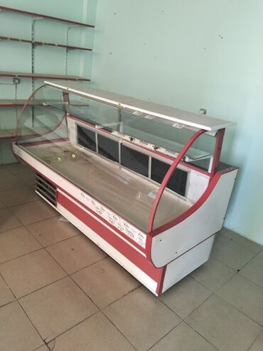 Butkalar, köşklar: Soyuducu vitrin – mağaza, market və ya ət/süd məhsulları üçün - Ön
