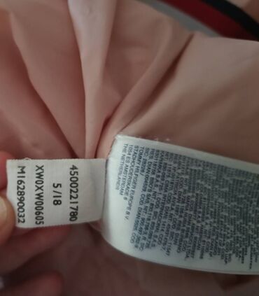 Zimske jakne: Tommy Hilfiger, Jednobojni, Sa postavom, Perje na lalafo.rs — 9 Zimske jakne: Tommy Hilfiger, Jednobojni, Sa postavom, Perje — 9