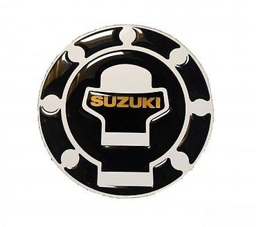 rim: Suzuki-štitnik čepa- 85 📌 opis: samolepljivi štitnik čepa rezervoara — 1