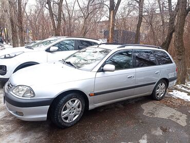 Toyota: Toyota Avensis: 2002 г., 1.8 л, Механика, Бензин, Универсал