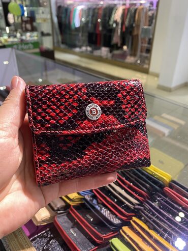 Кошельки: Маленькие кошельки — 10