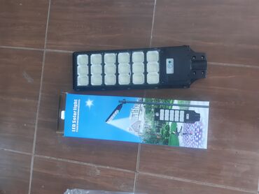 Günəş lampaları: Günəş enerjili LED küçə/ həyət lampası Xüsusiyyətlər: - İnteqrə — 5