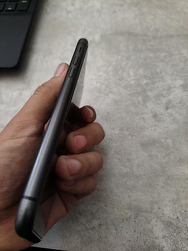 aplle 11: IPhone 11, Б/у, 128 ГБ, Черный, 100 % — 3