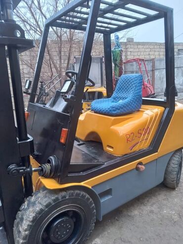 Ekskavatorlar: Avtokar 3 tonluq, hündürlüyə qaldırma 3.3 metr. Kubota dizel