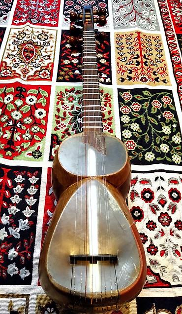 Tar: Tar – Azərbaycan milli simli musiqi aləti. Əla vəziyyətdə, heç bir — 2