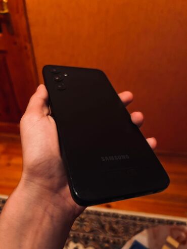 авто магнитофон бу: Samsung Galaxy A13, rəng - Qara
