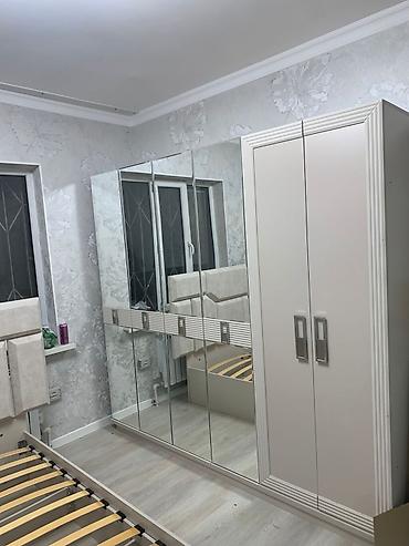 Спальные гарнитуры: Спальные гарнитуры современного дизайна Комплекты для спальни в — 17