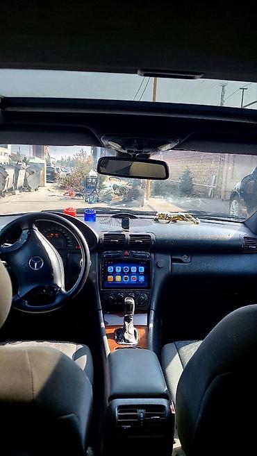 Mercedes-Benz: Mercedes-Benz C-Class: 1.8 l | 2002 il Sedan — 11