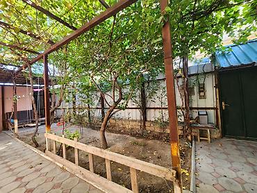 4 otaqlı, 93 kv. m, Orta təmir