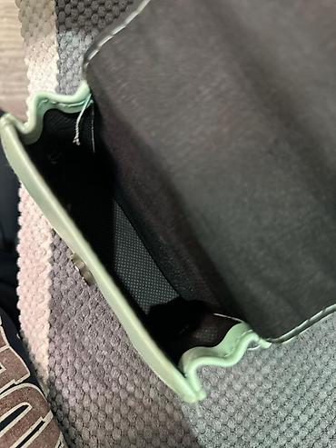 Чехлы: Компактные кожаные чехлы-кошельки для наушников/мелочей. - Материал — 6