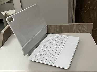 apple i̇pad: Apple Magic Keyboard for iPad Air 11inch m4 m3 m2 (Ağ rəng)yenidir — 3