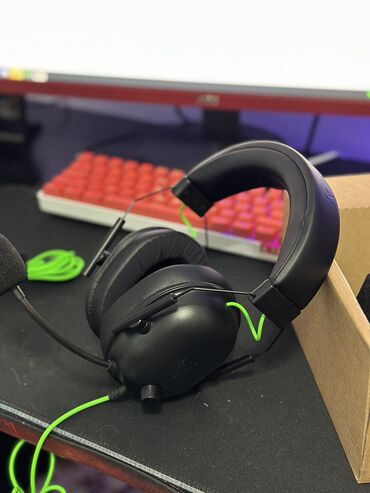 коврики для мыши razer: Продаю наушники Razer blackshark v2x Новые 🆕 Оригинальные ( скину