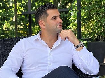 Mühafizə, təhlükəsizlik: Salam. BC kateqoriyalı sürücülük vəsiqəm var. Şəxsi sürücü və — 5