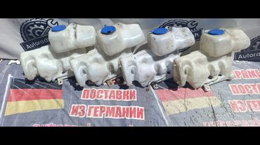 форсунки омывателя лобового стекла: Бачок Honda 2003 г., Б/у, Оригинал, Германия