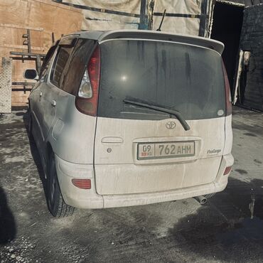 Toyota: Toyota Funcargo: 2003 г., 1.3 л, Автомат, Бензин, Хэтчбэк — 4