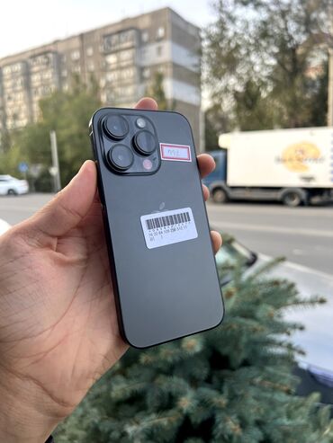 купить телефон а6: IPhone 14 Pro, Б/у, 256 ГБ, Black Titanium, 77 %
